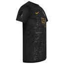 Camisa Frankfurt Edição especial Aniversário de 125 anos 24/25 - Torcedor Nike Masculina - Preta com detalhes em dourado e cinza