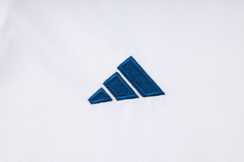Conjunto Real Madrid Treino Camisa manga curta + short 25/26 - Masculino Adidas - branca (mangas brancas)