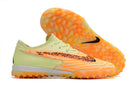 Chuteira de Campo Nike React Phantom GX Pro TF - Laranja/verde