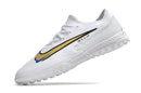 Chuteira de Campo Nike React Phantom GX Pro TF - Branco