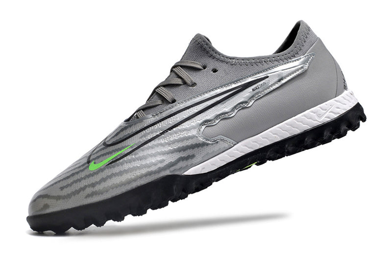 Chuteira de Campo Nike React Phantom GX Pro TF - Cinza