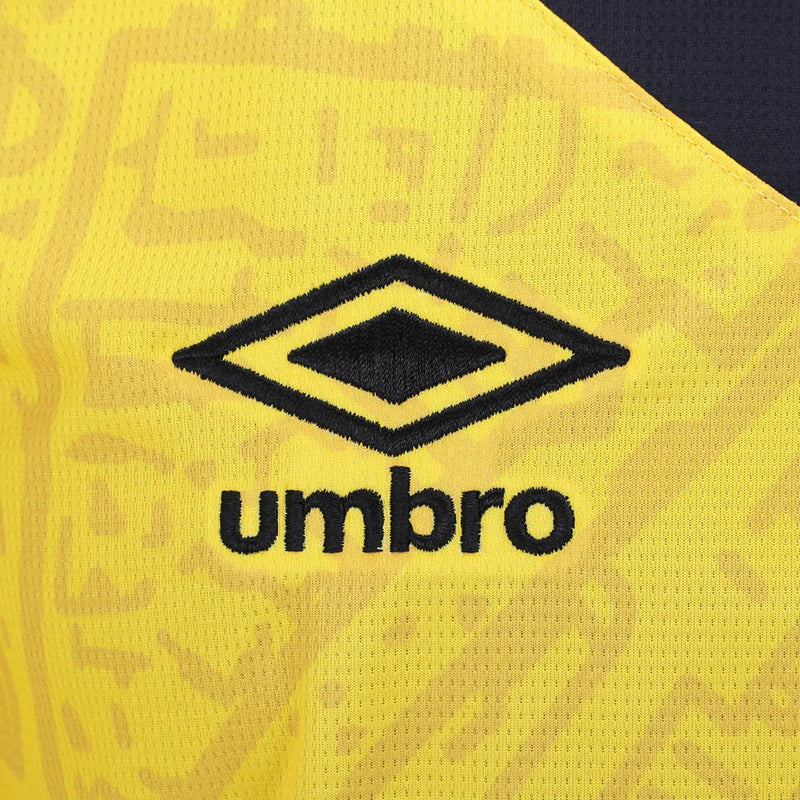 Camisa Santos III 24/25 - Torcedor Umbro Masculina - Amarela com detalhes em preto
