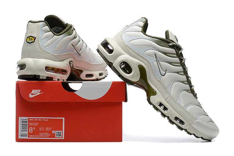 Nike Air Max Plus TN - Unisex - Verde escuro/Branco