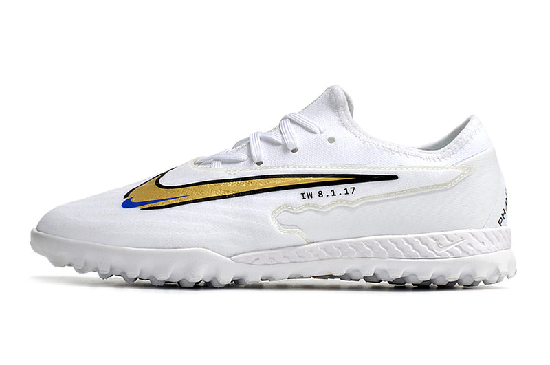 Chuteira de Campo Nike React Phantom GX Pro TF - Branco