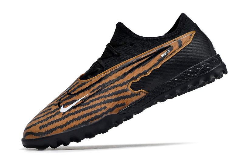 Chuteira de Campo Nike React Phantom GX Pro TF - Preto/Caramelo