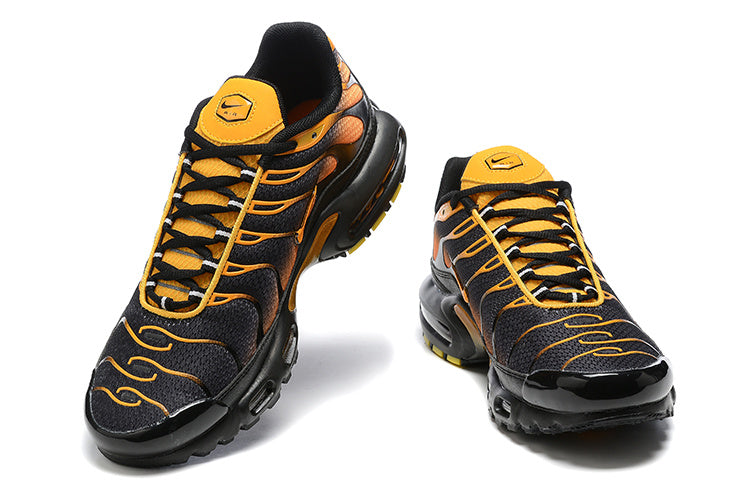 Nike Air Max Plus TN - Unisex - Preto/Laranja