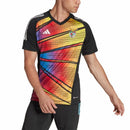 Camisa Benfica Pré-Jogo 23/24 - Torcedor Adidas Masculina - Preta com detalhes em amarelo e vermelho e azul