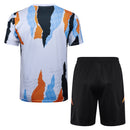 Conjunto Real Madrid Treino Camisa + short 24/25 - Masculino Adidas - Branco com detalhes em laranja e azul