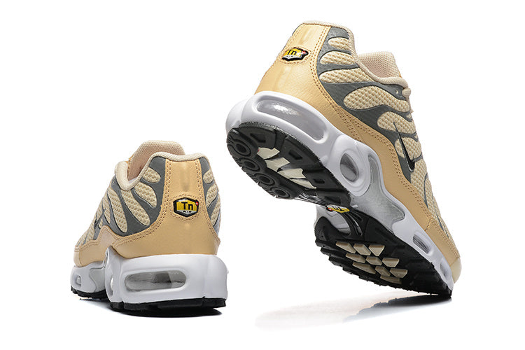 Nike Air Max Plus TN - Unisex - Laranja Claro/Branco
