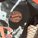 KIT BAYERN MUNICH CRIANÇA JOGO III 24/25