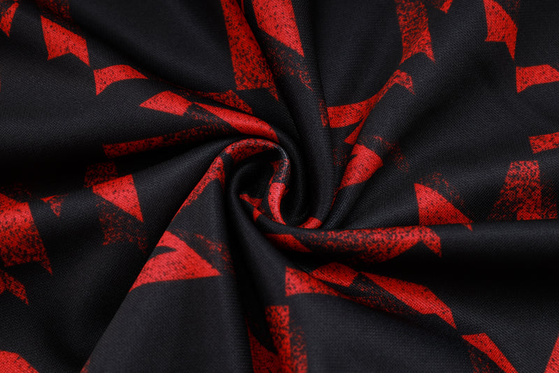 Conjunto Manchester United 24/25 - Masculino Adidas - preto e vermelho
