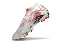 Chuteira de Campo Puma Future 8 Ultimate FG - Branco/rosa