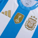 Camisa Seleção da Argentina I 24/25 - Torcedor Adidas Masculina - Azul e branca com detalhes em dourado