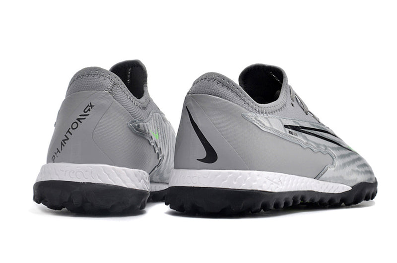Chuteira de Campo Nike React Phantom GX Pro TF - Cinza