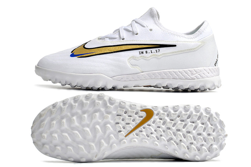Chuteira de Campo Nike React Phantom GX Pro TF - Branco
