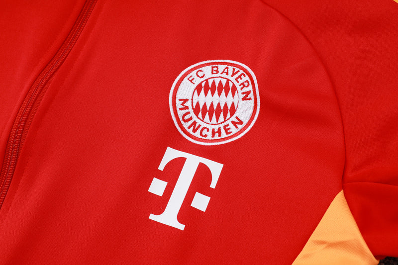 Conjunto Bayern München Treino 24/25 - Masculino adidas - Vermelho