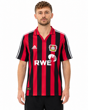 Bayer Leverkusen 01/02 - Torcedor - Retro