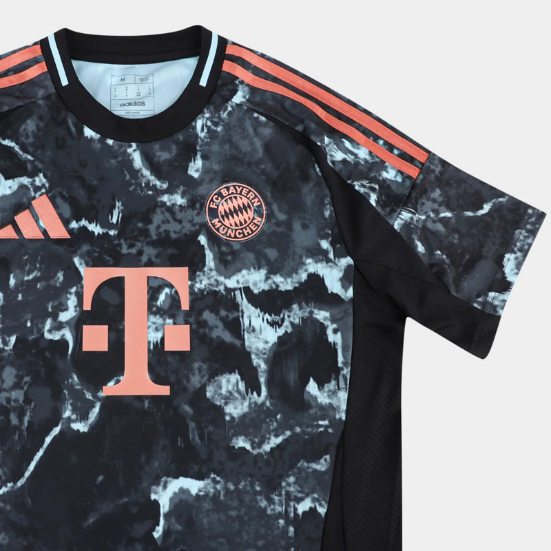 Camisa Bayern de Munique II 24/25 - Torcedor Adidas Masculina - Preta com detalhes em verde