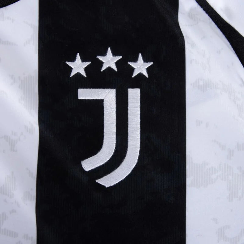 Camisa Juventus I 24/25 - Torcedor Adidas Masculina - Branca e preta