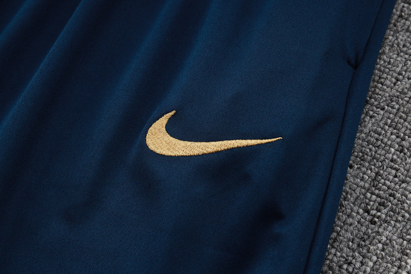 Conjunto Barcelona Treino 24/25 - Masculino Nike - Vermelho