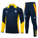 Conjunto Real Madrid Treino 24/25 - Masculino Adidas -   Azul Royal Mangas Compridas (Mangas Amarelas)