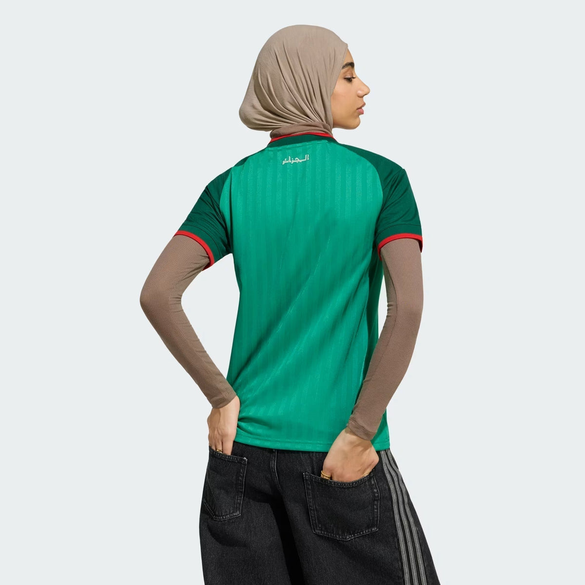 Algérie 2026 Extérieur - Femme