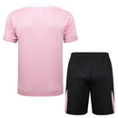 Conjunto Paris Saint-Germain Treino Camisa manga curta + short 24/25 - Masculino Jordan - Rosa (ombros brancos)