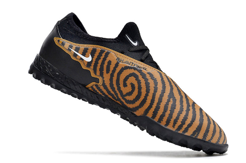 Chuteira de Campo Nike React Phantom GX Pro TF - Preto/Caramelo