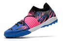 Chuteiras de futebol Puma Future Z TF/MG - Azul/Rosa