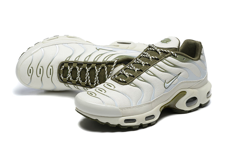Nike Air Max Plus TN - Unisex - Verde escuro/Branco