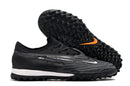 Chuteira de Campo Nike React Phantom GX Pro TF - Preto/branco
