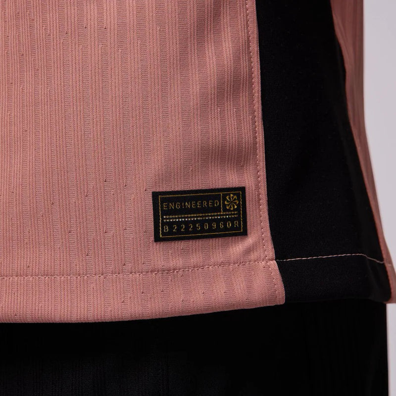 Camisa Paris Saint-Germain III 24/25 - Torcedor Jordan Masculina - Rosa com detalhes em azul