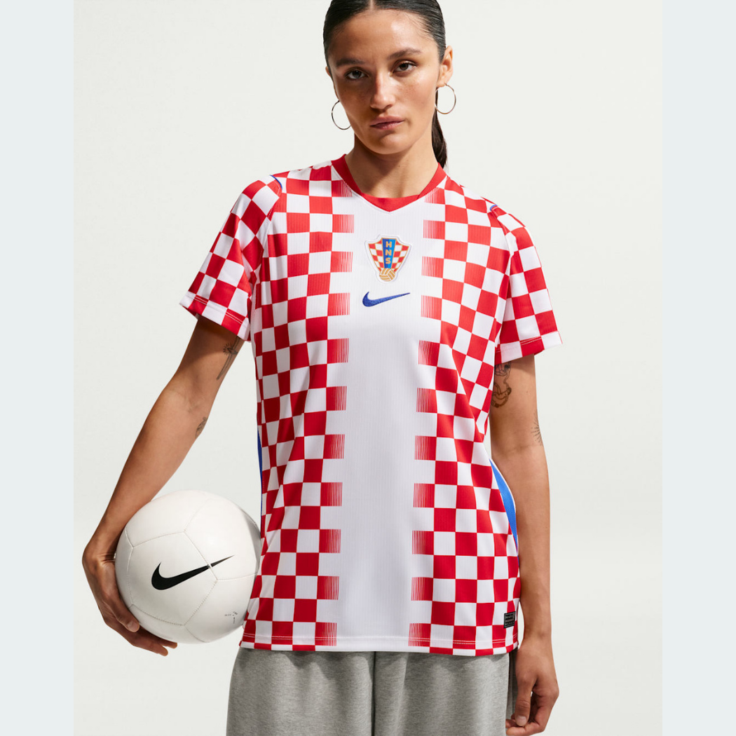 Croatia 2026 Home - Woman
