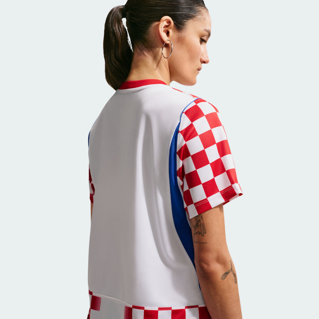Croatia 2026 Home - Woman