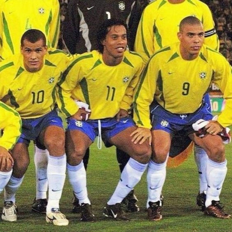 Camisa Retrô 2002 Seleção Brasileira I Nike Masculina - Amarela