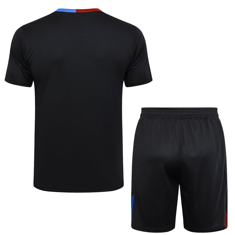 Conjunto Barcelona Treino Camisa manga curta + short 24/25 - Masculino Nike - preto