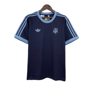 Camisa Argentina 25/26 Edição Casual - Azul Marinho - Versão Torcedor