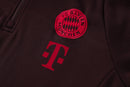 Conjunto Bayern München Treino 24/25 - Masculino adidas - Borgonha Escuro
