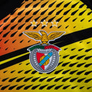 Camisa Benfica Pré-Jogo 23/24 - Torcedor Adidas Masculina - Preta com detalhes em amarelo e vermelho e azul