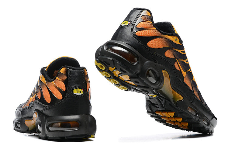 Nike Air Max Plus TN - Unisex - Preto/Laranja