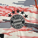 Camisa Bayern de Munique II 25/26 - Torcedor Adidas Masculina - Bege com detalhes em vermelho e azul