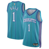 Camisa NBA LaMelo Ball - Charlotte Hornets - Jordan Brand 23/24 - Edição Clássica - Azul Petróleo