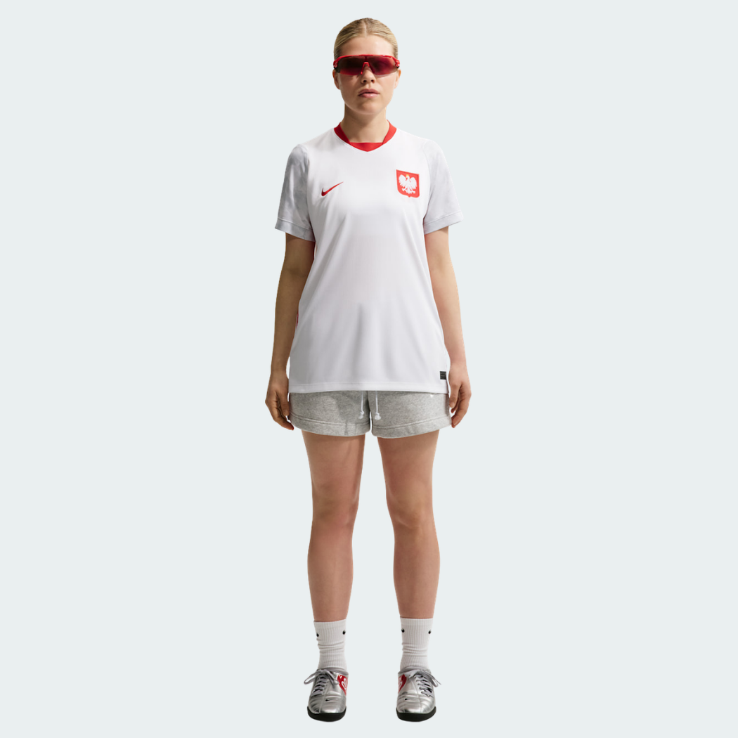 Poland 2026 Home - Woman