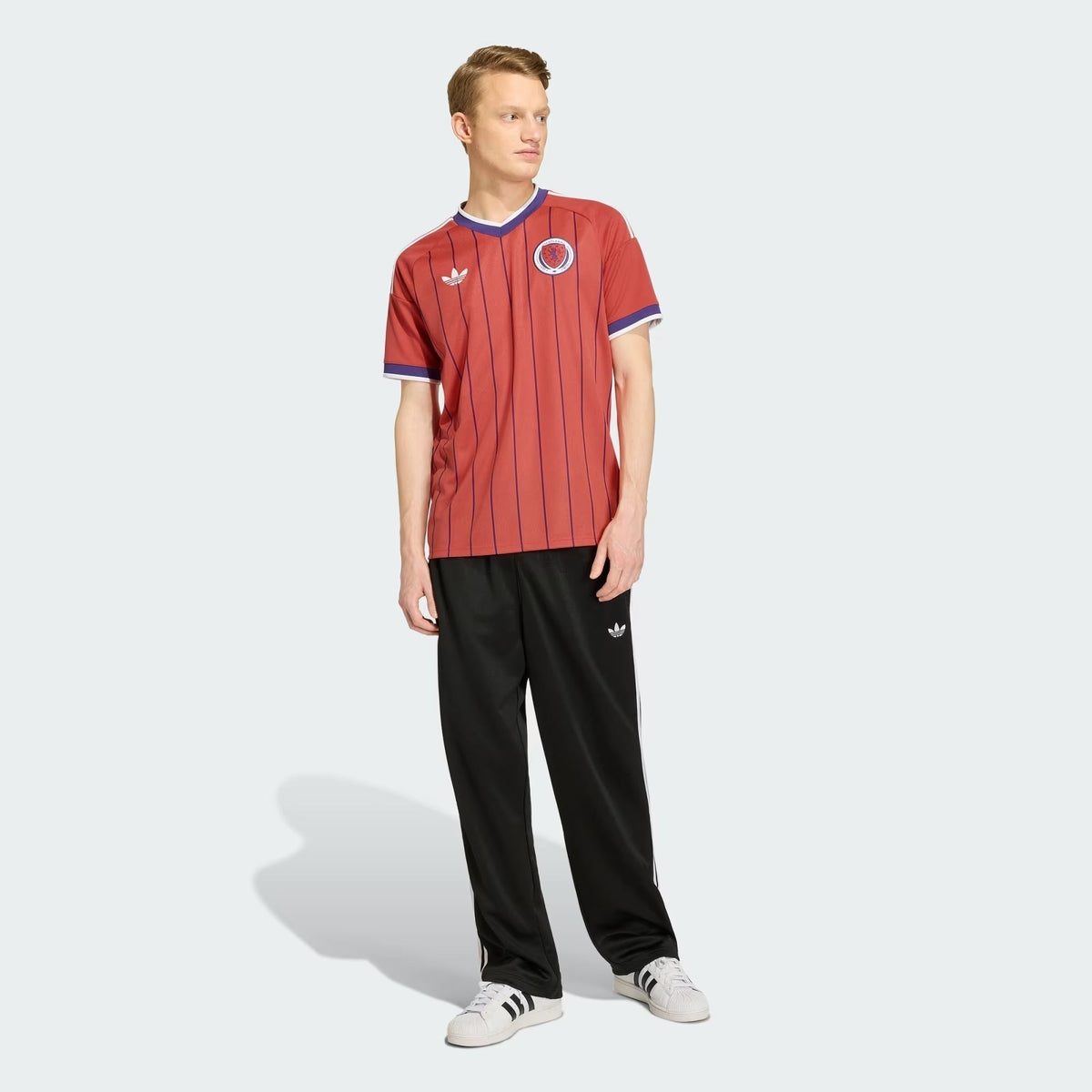 Escocia 2026 Visitante - Aficionado