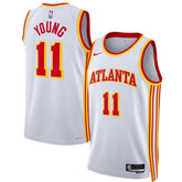 Camisa NBA Trae Young - Atlanta Hawks - 2023 - Edição Associação - Branco